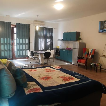 David-In 3 Apartment ซาเกร็บ ภายนอก รูปภาพ